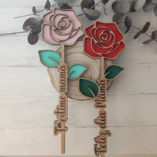 Rosas de madera personalizadas
